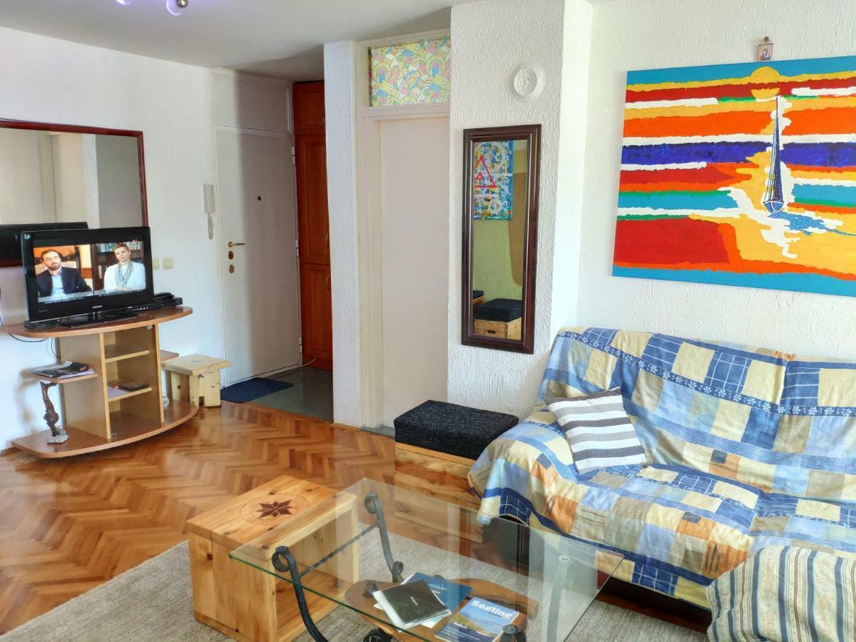 Apartman La Siesta Bar Luaran gambar