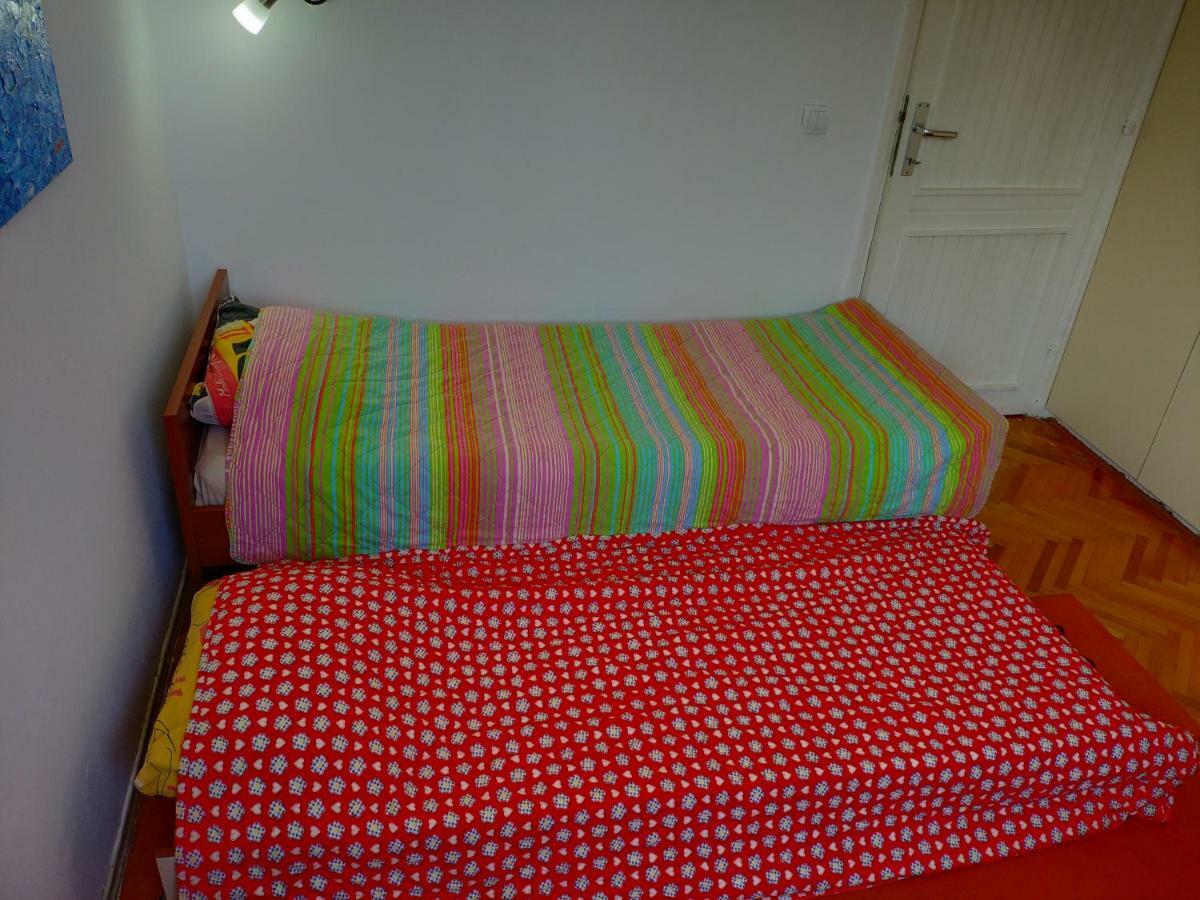 Apartman La Siesta Bar Luaran gambar