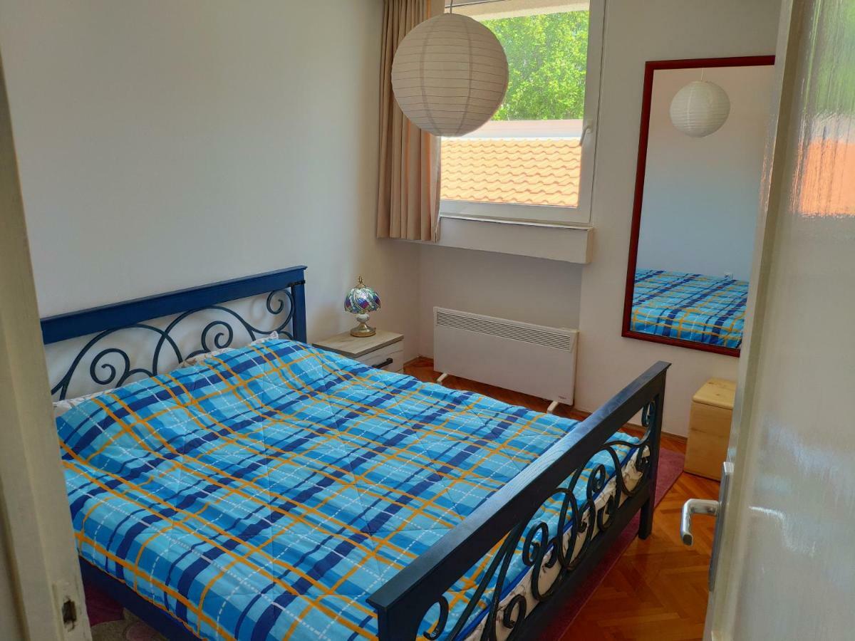 Apartman La Siesta Bar Luaran gambar